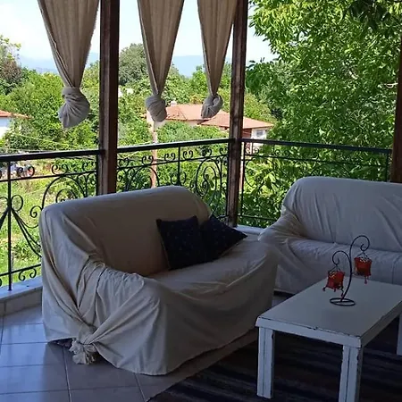 Olympos Philoxenia, μεταξύ βουνού και θάλασσας فيلة *