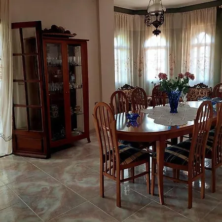 Βίλα Olympos Philoxenia, μεταξύ βουνού και θάλασσας *